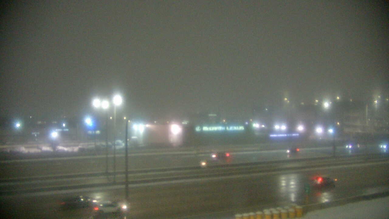 Thumbnail for current weather camera view from St Stanislaus Kostka School in Chicago, Illinois