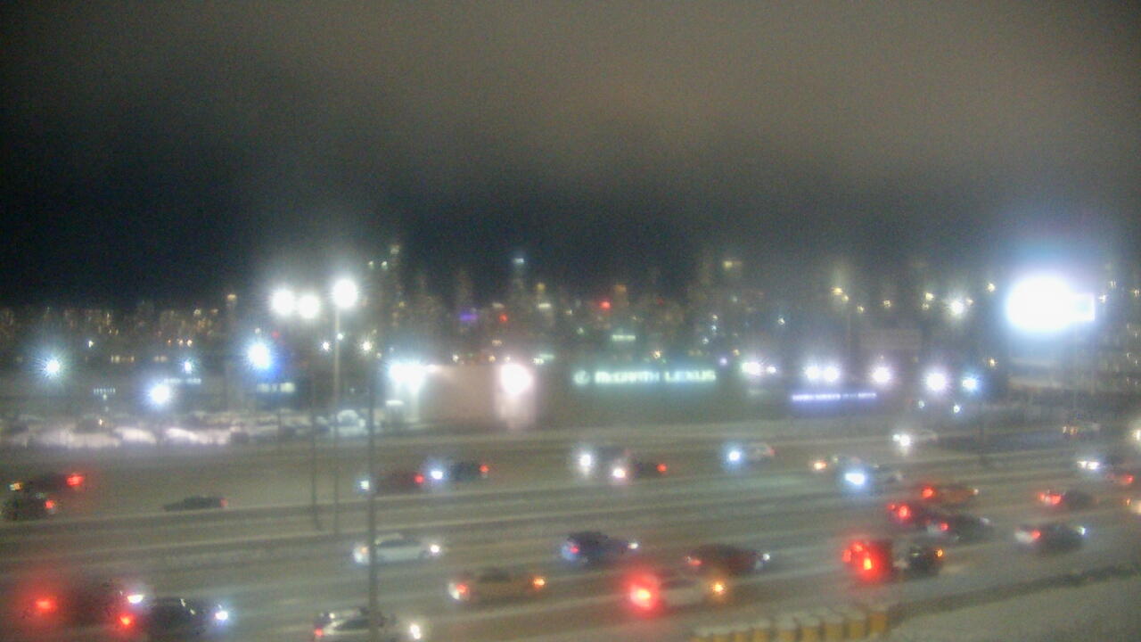 Thumbnail for current weather camera view from St Stanislaus Kostka School in Chicago, Illinois