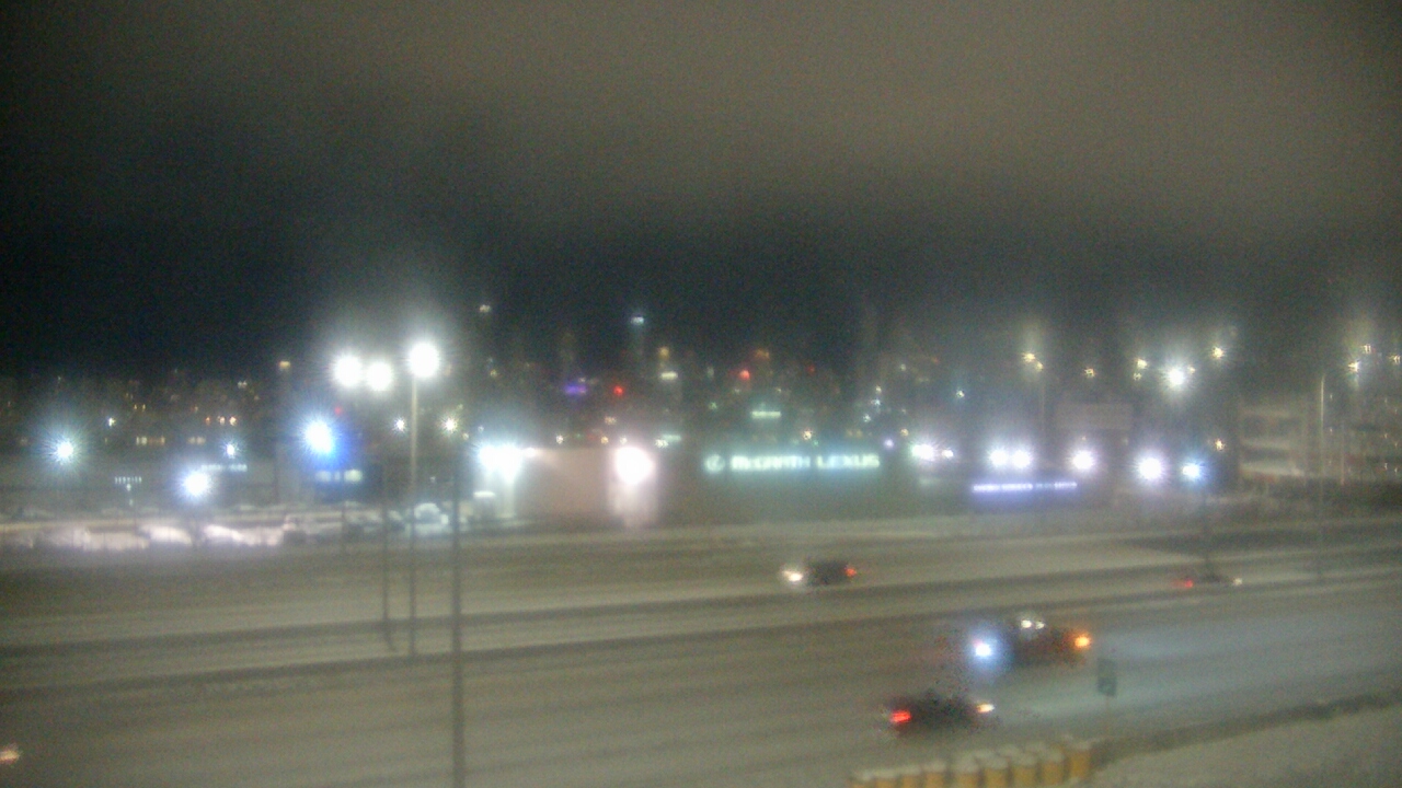 Thumbnail for current weather camera view from St Stanislaus Kostka School in Chicago, Illinois