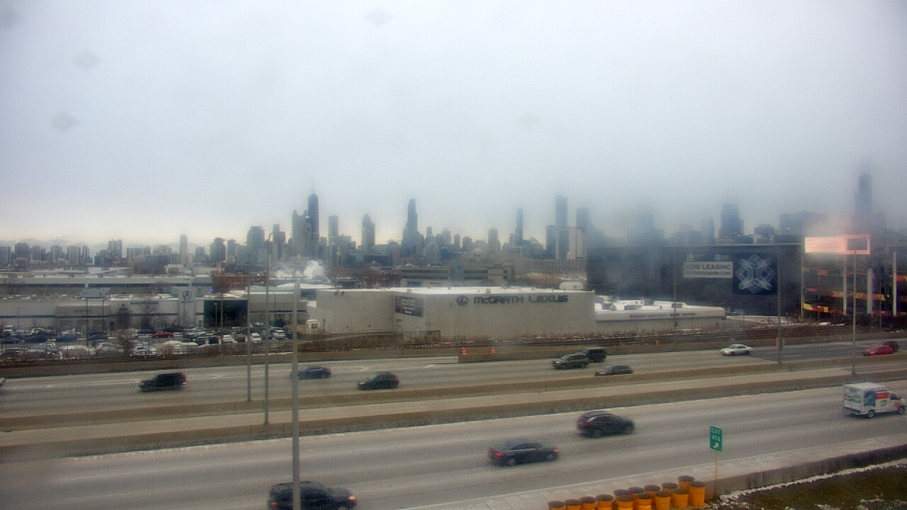Thumbnail for current weather camera view from St Stanislaus Kostka School in Chicago, Illinois