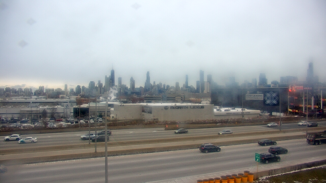 Thumbnail for current weather camera view from St Stanislaus Kostka School in Chicago, Illinois