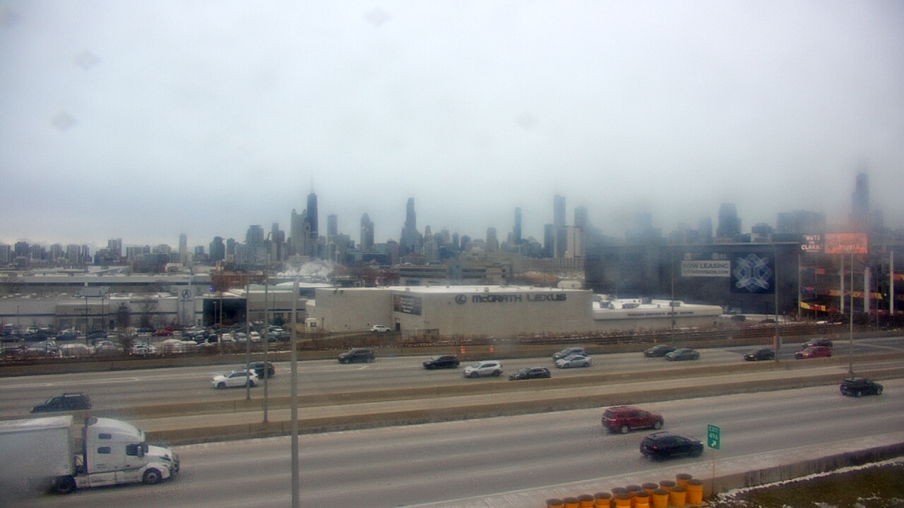 Thumbnail for current weather camera view from St Stanislaus Kostka School in Chicago, Illinois