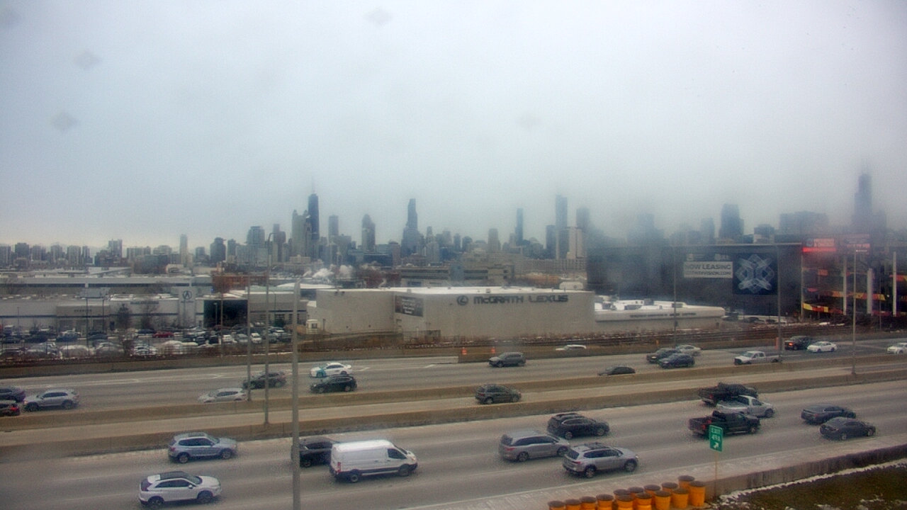 Thumbnail for current weather camera view from St Stanislaus Kostka School in Chicago, Illinois