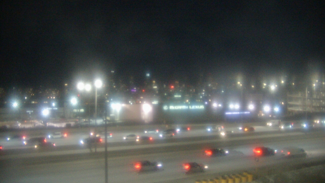 Thumbnail for current weather camera view from St Stanislaus Kostka School in Chicago, Illinois