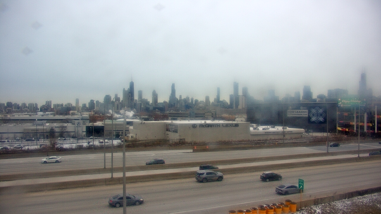 Thumbnail for current weather camera view from St Stanislaus Kostka School in Chicago, Illinois