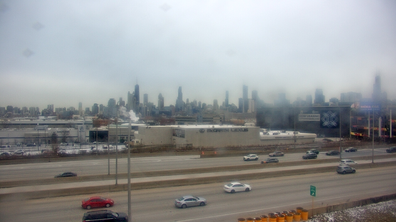 Thumbnail for current weather camera view from St Stanislaus Kostka School in Chicago, Illinois