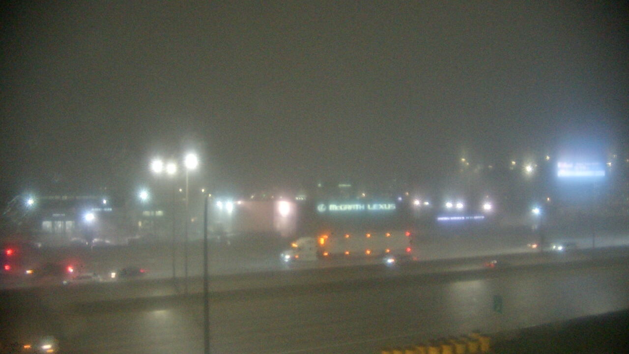 Thumbnail for current weather camera view from St Stanislaus Kostka School in Chicago, Illinois