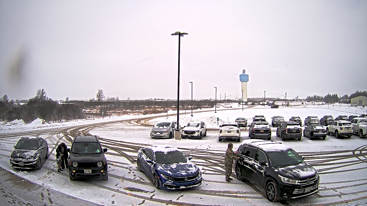 Thumbnail for current weather camera view from Calcium Primary School in Calcium, New York