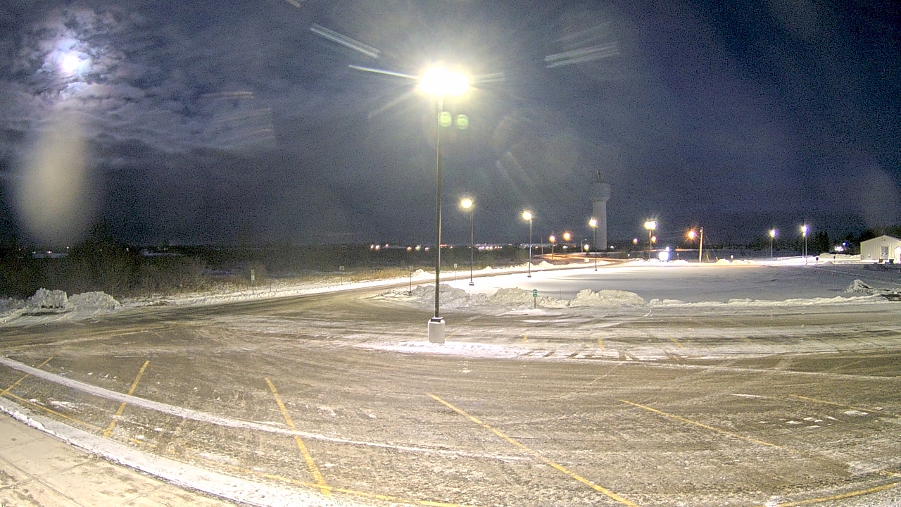 Thumbnail for current weather camera view from Calcium Primary School in Calcium, New York