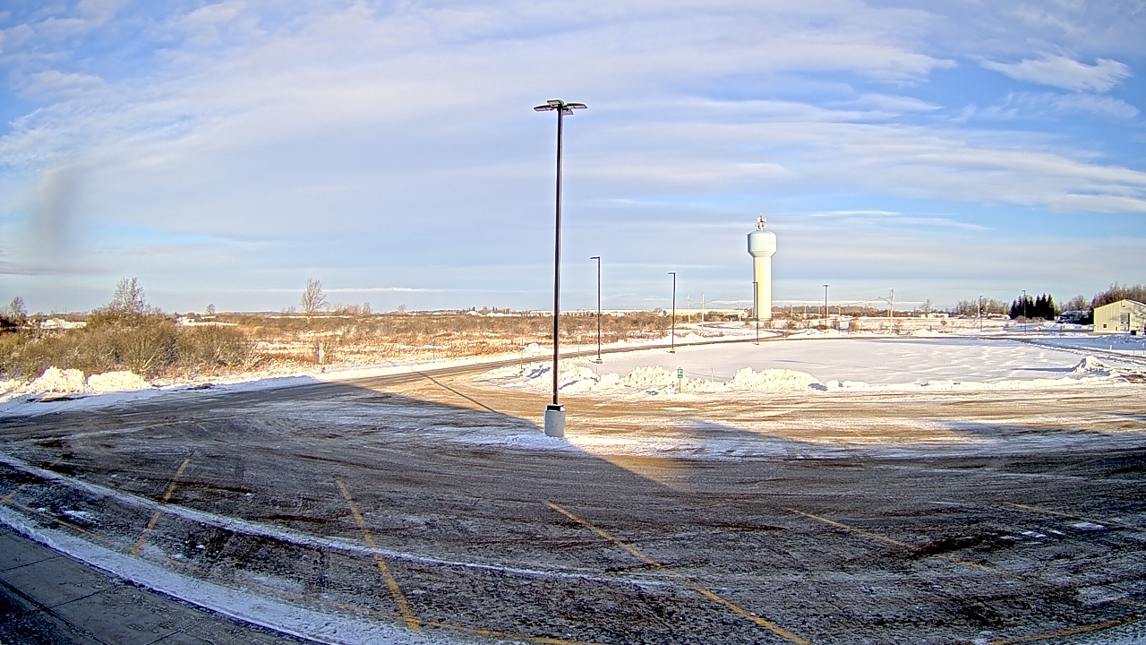 Thumbnail for current weather camera view from Calcium Primary School in Calcium, New York