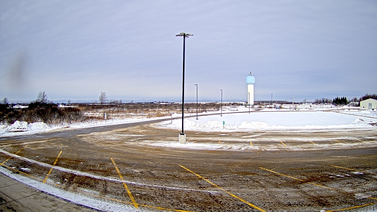 Thumbnail for current weather camera view from Calcium Primary School in Calcium, New York