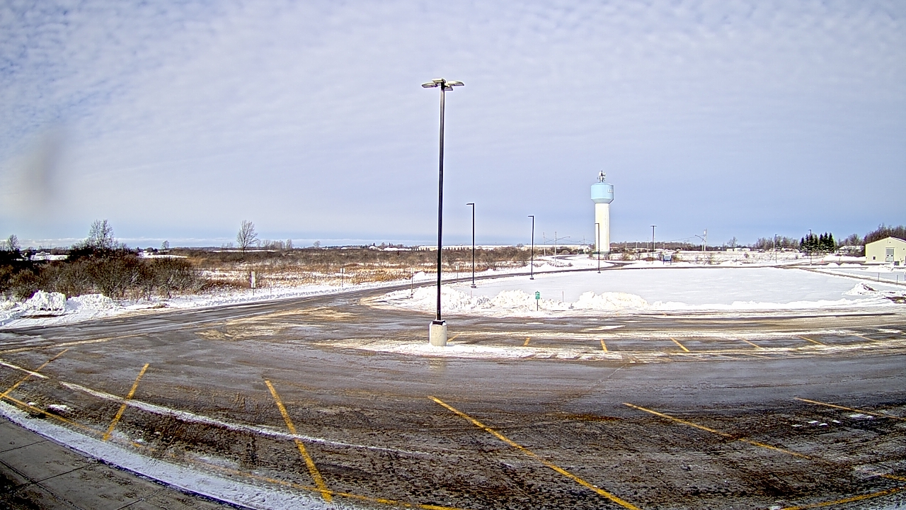 Thumbnail for current weather camera view from Calcium Primary School in Calcium, New York