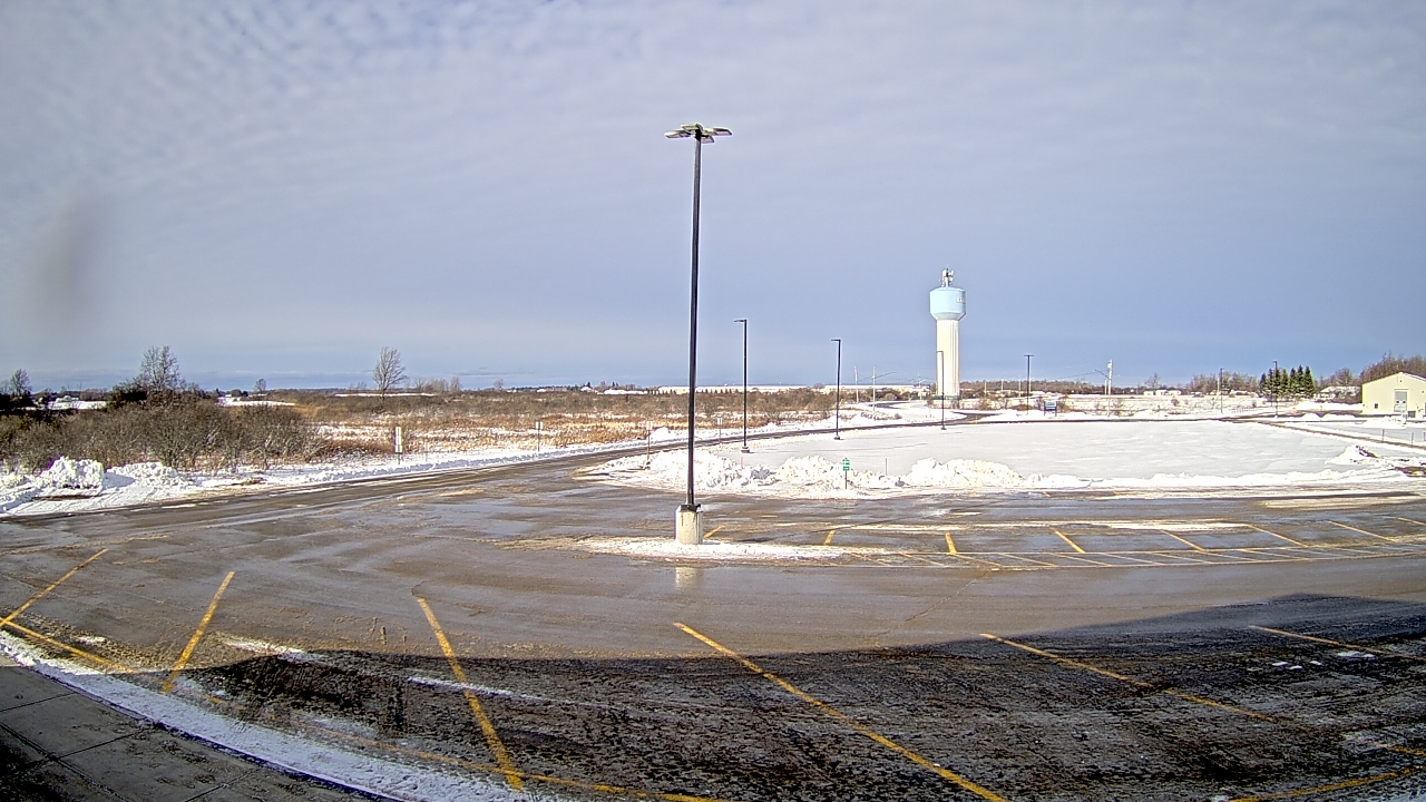 Thumbnail for current weather camera view from Calcium Primary School in Calcium, New York