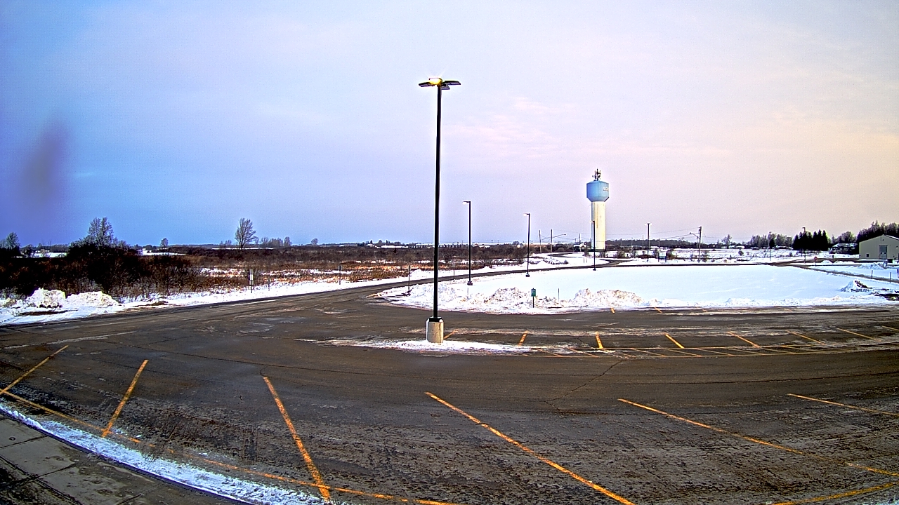 Thumbnail for current weather camera view from Calcium Primary School in Calcium, New York