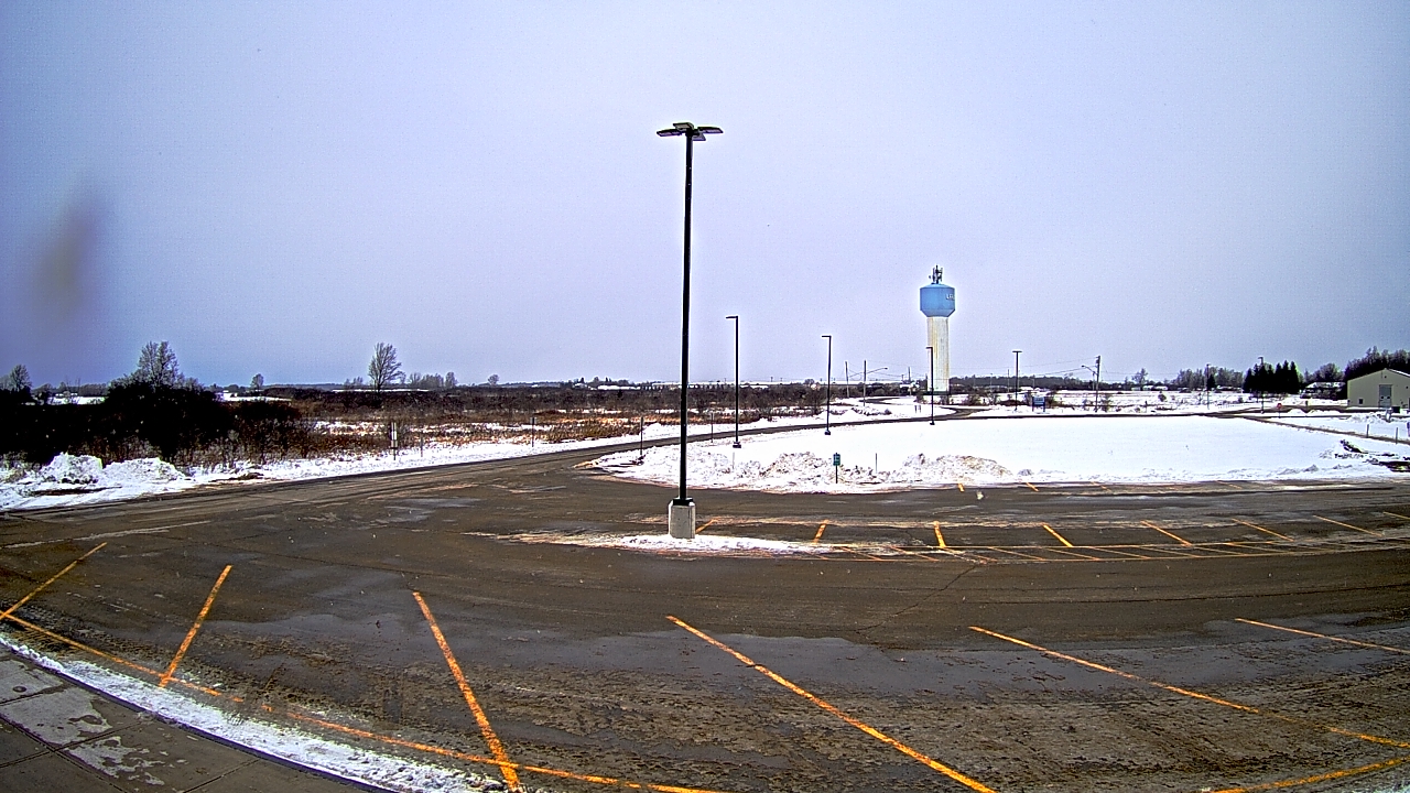 Thumbnail for current weather camera view from Calcium Primary School in Calcium, New York