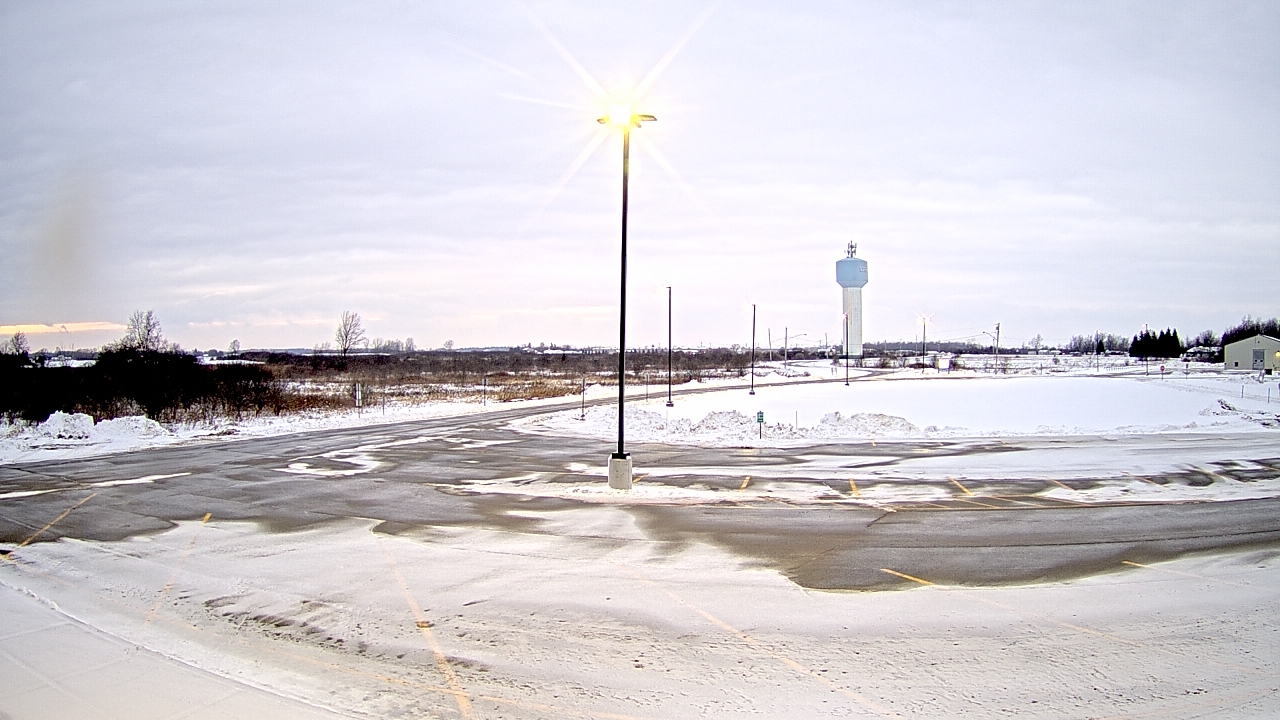 Thumbnail for current weather camera view from Calcium Primary School in Calcium, New York