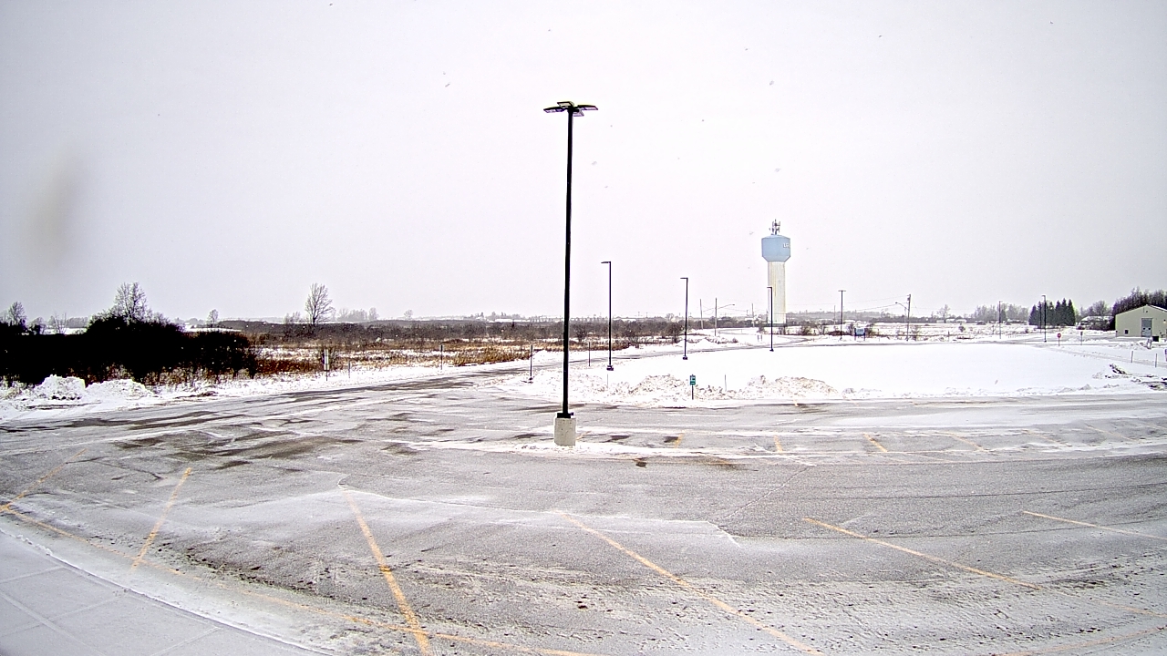 Thumbnail for current weather camera view from Calcium Primary School in Calcium, New York