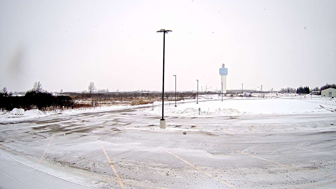 Thumbnail for current weather camera view from Calcium Primary School in Calcium, New York