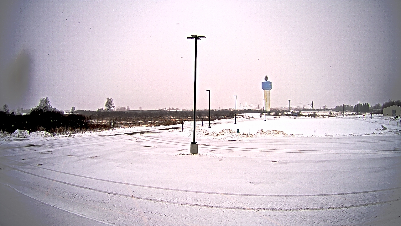 Thumbnail for current weather camera view from Calcium Primary School in Calcium, New York