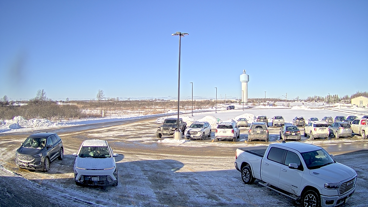 Thumbnail for current weather camera view from Calcium Primary School in Calcium, New York