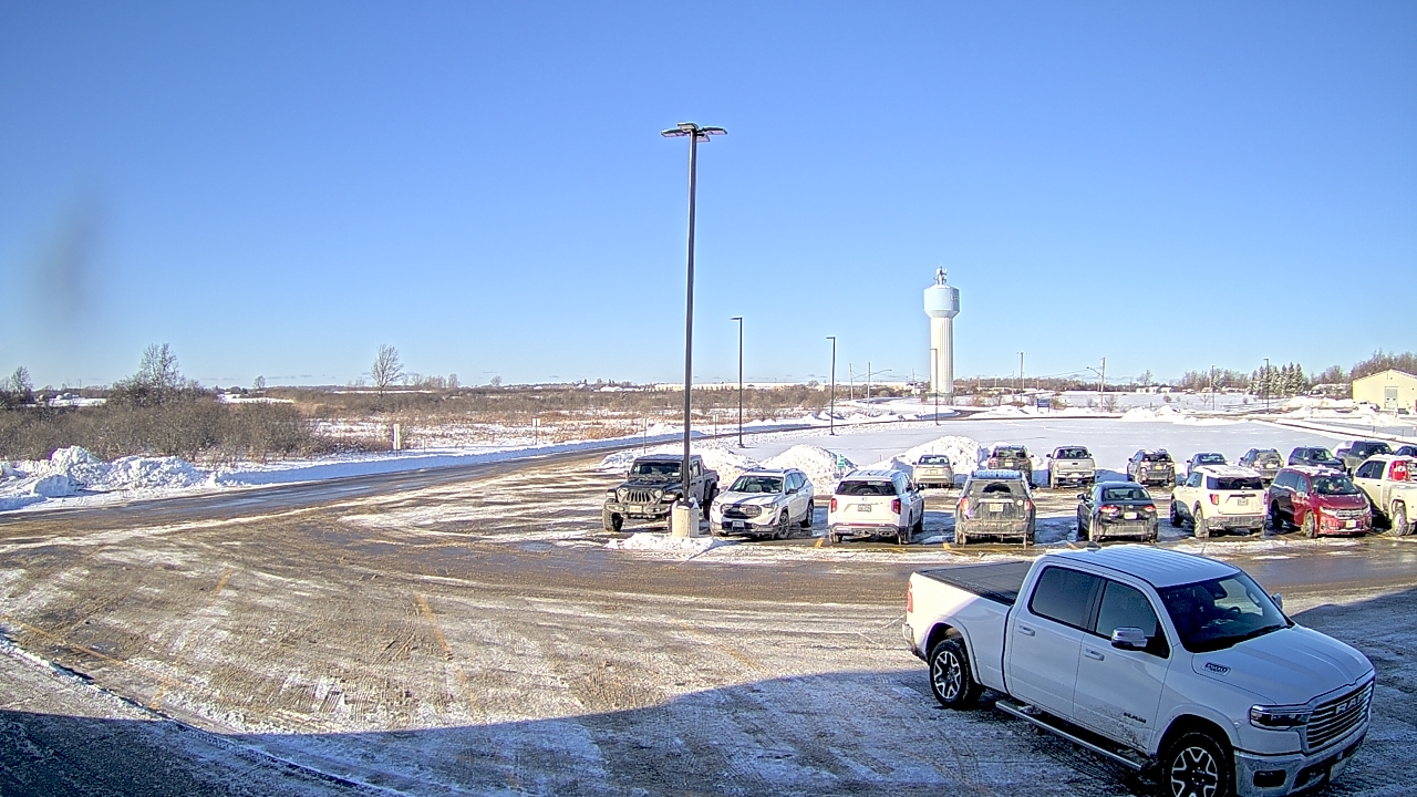 Thumbnail for current weather camera view from Calcium Primary School in Calcium, New York