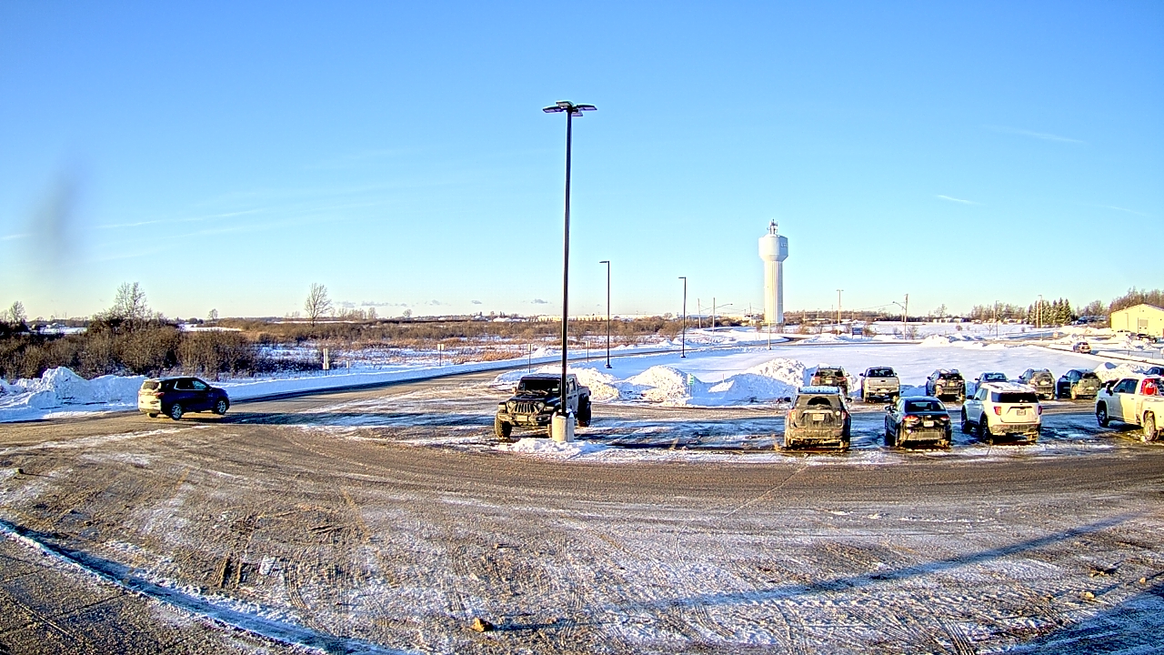 Thumbnail for current weather camera view from Calcium Primary School in Calcium, New York