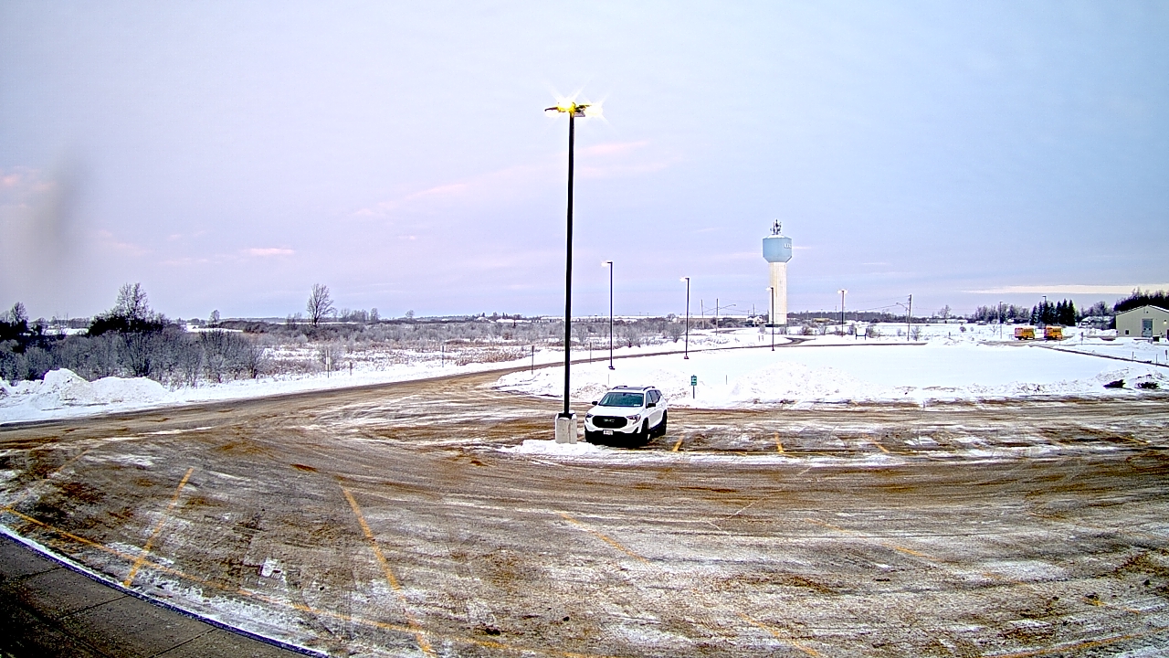 Thumbnail for current weather camera view from Calcium Primary School in Calcium, New York