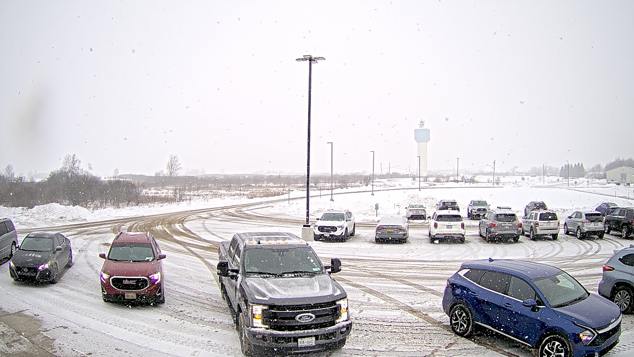 Thumbnail for current weather camera view from Calcium Primary School in Calcium, New York