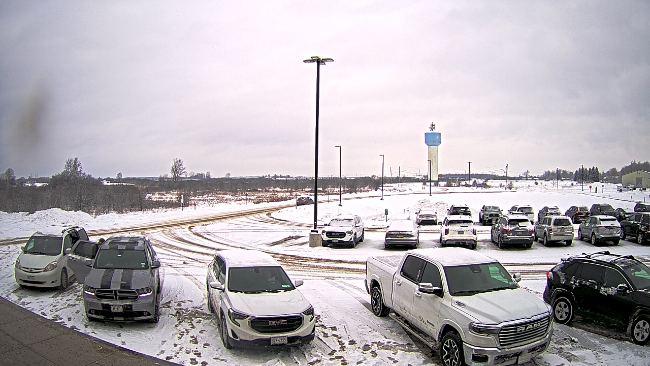 Thumbnail for current weather camera view from Calcium Primary School in Calcium, New York