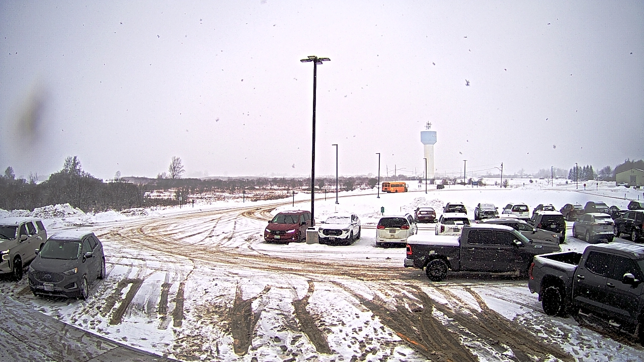 Thumbnail for current weather camera view from Calcium Primary School in Calcium, New York