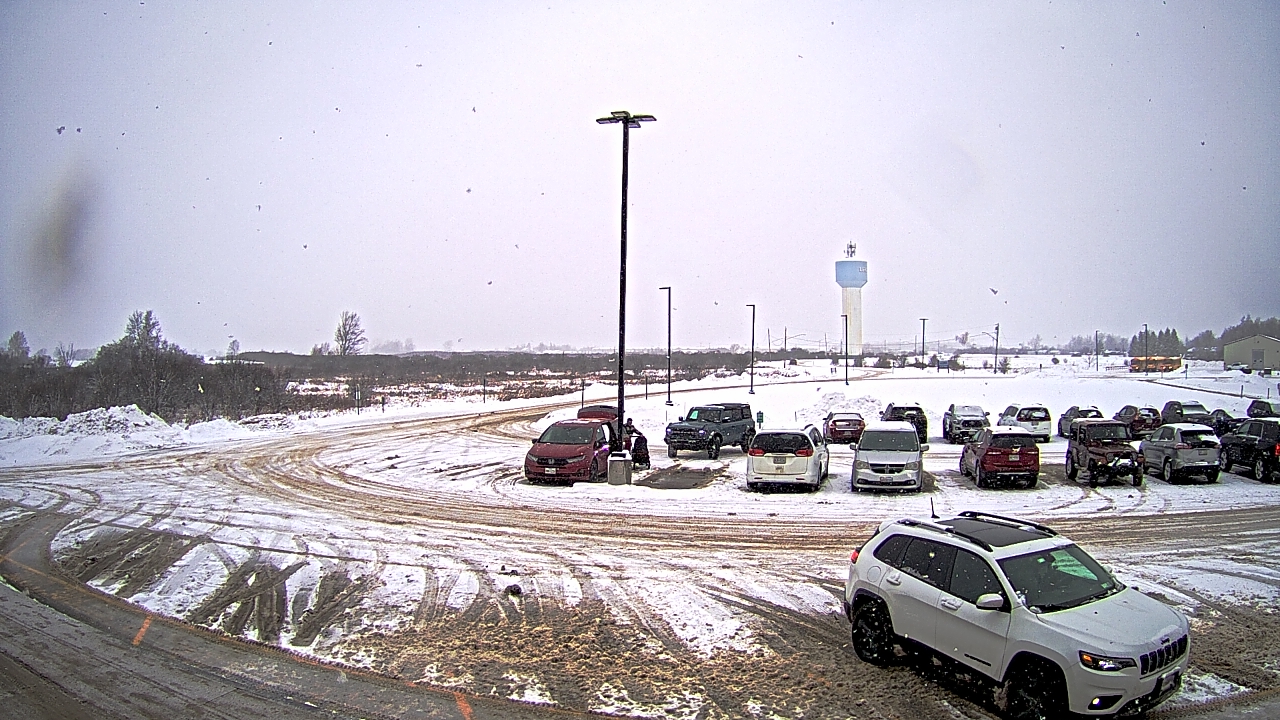 Thumbnail for current weather camera view from Calcium Primary School in Calcium, New York