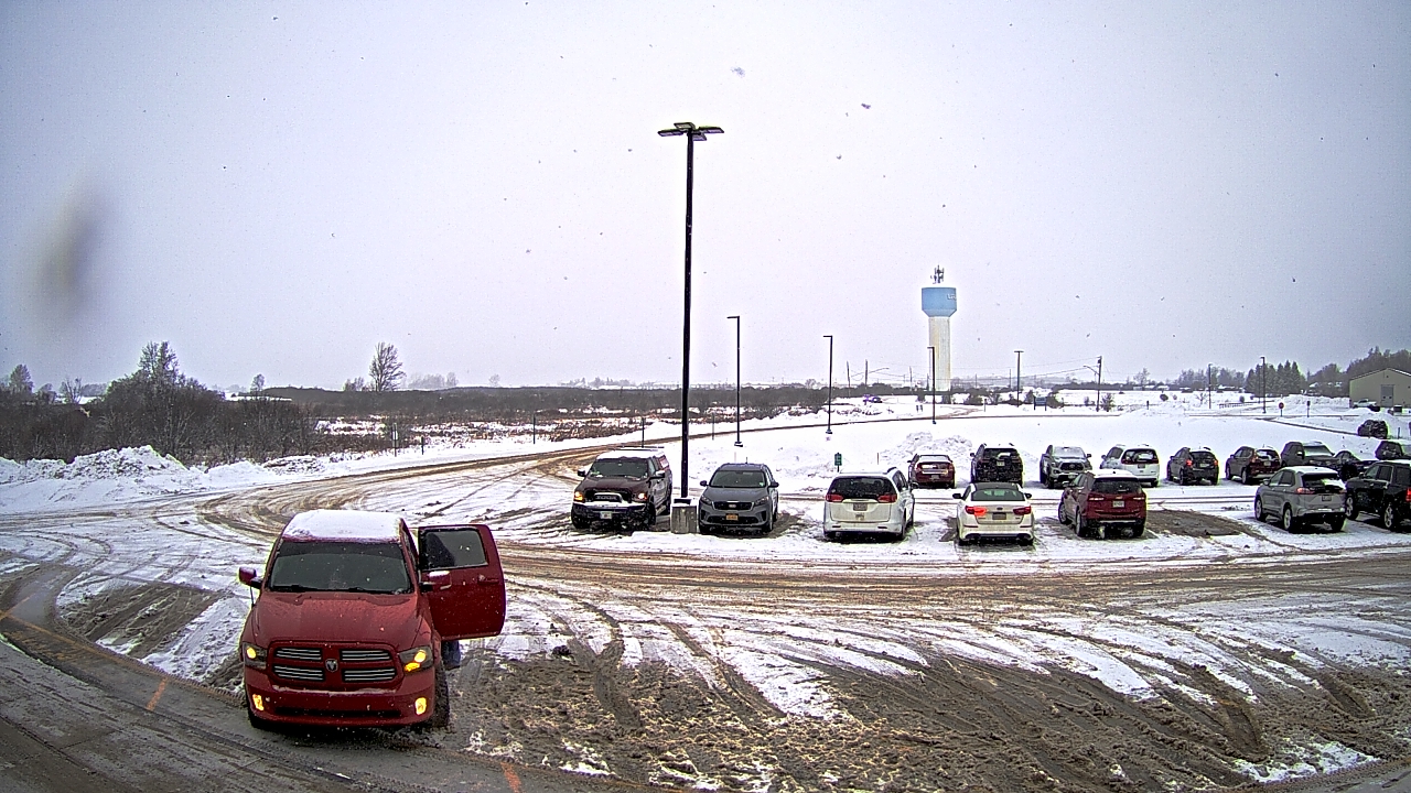 Thumbnail for current weather camera view from Calcium Primary School in Calcium, New York