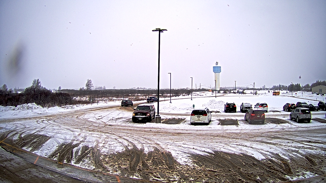 Thumbnail for current weather camera view from Calcium Primary School in Calcium, New York