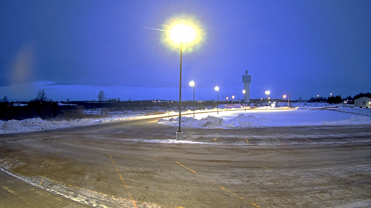 Thumbnail for current weather camera view from Calcium Primary School in Calcium, New York