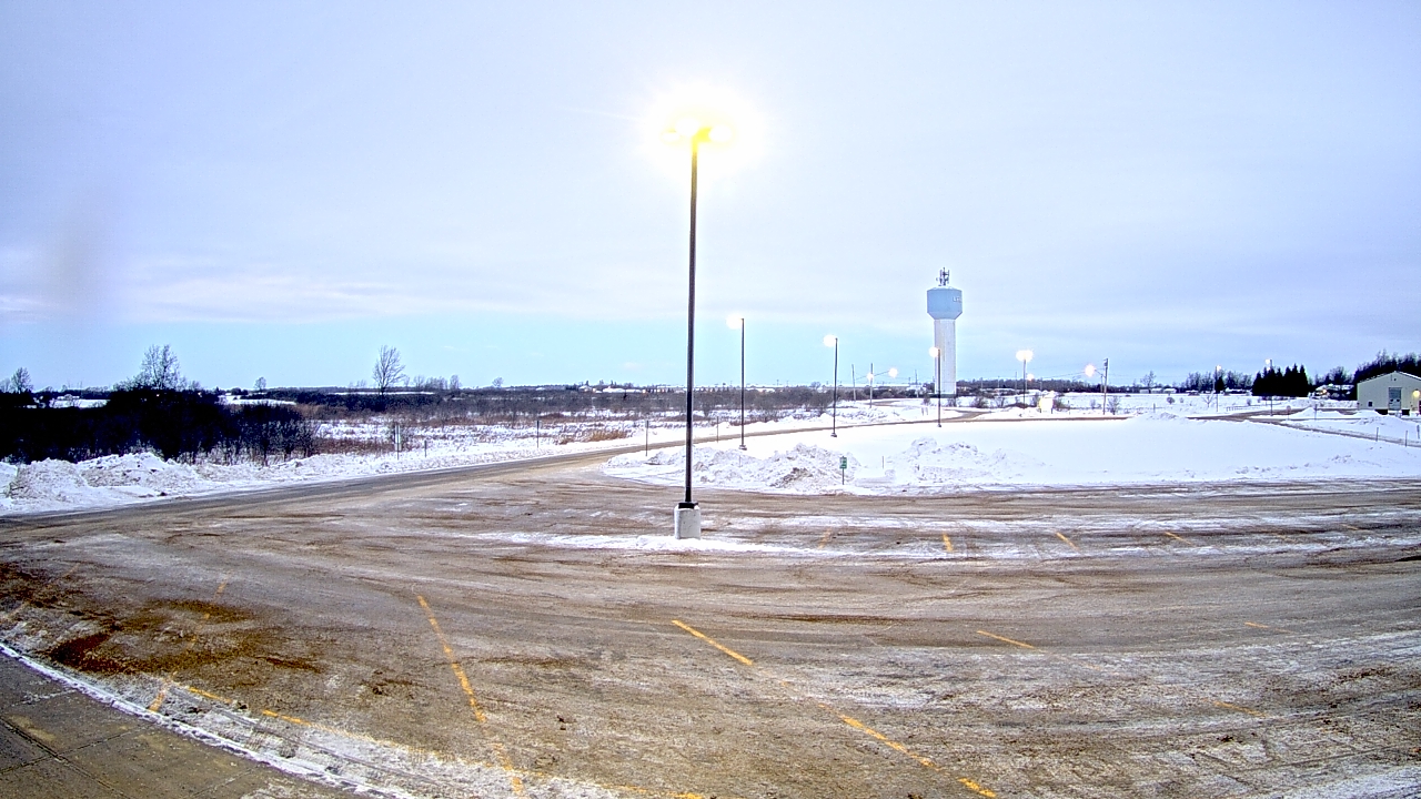 Thumbnail for current weather camera view from Calcium Primary School in Calcium, New York