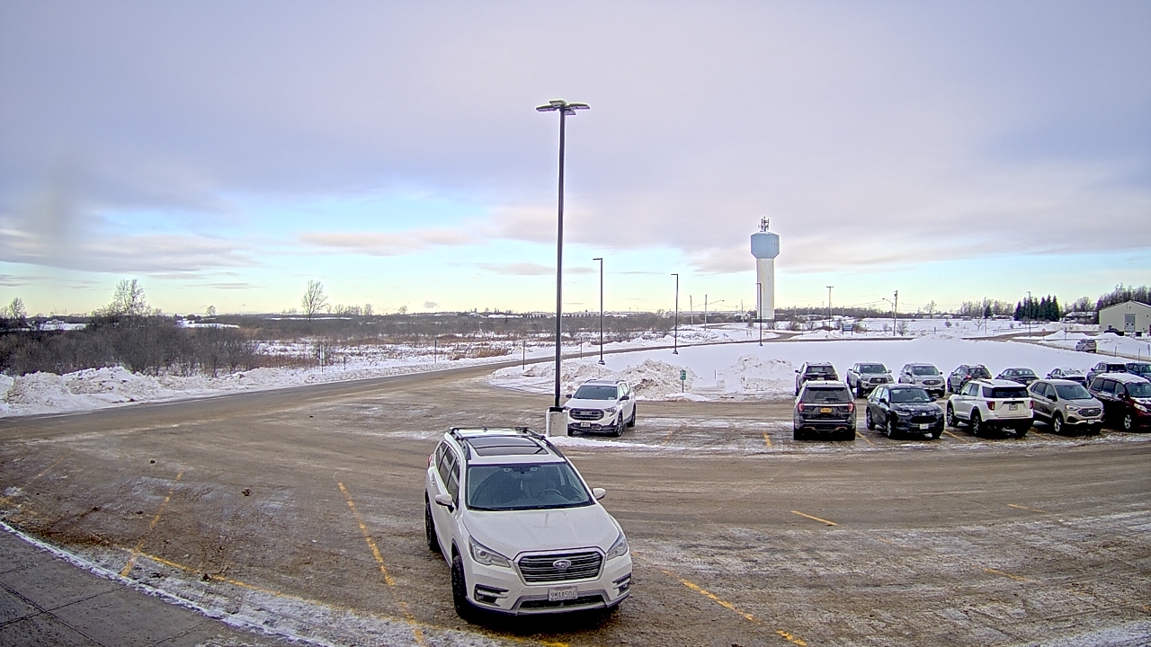 Thumbnail for current weather camera view from Calcium Primary School in Calcium, New York