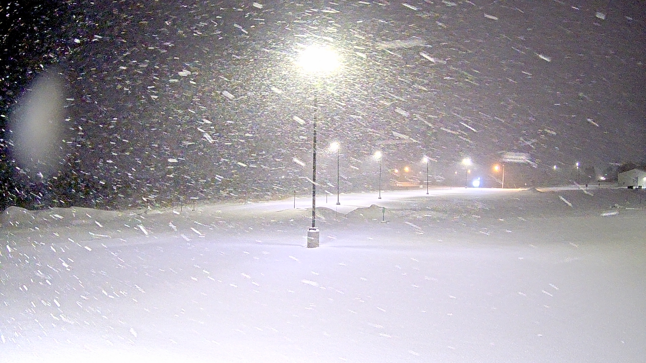 Thumbnail for current weather camera view from Calcium Primary School in Calcium, New York