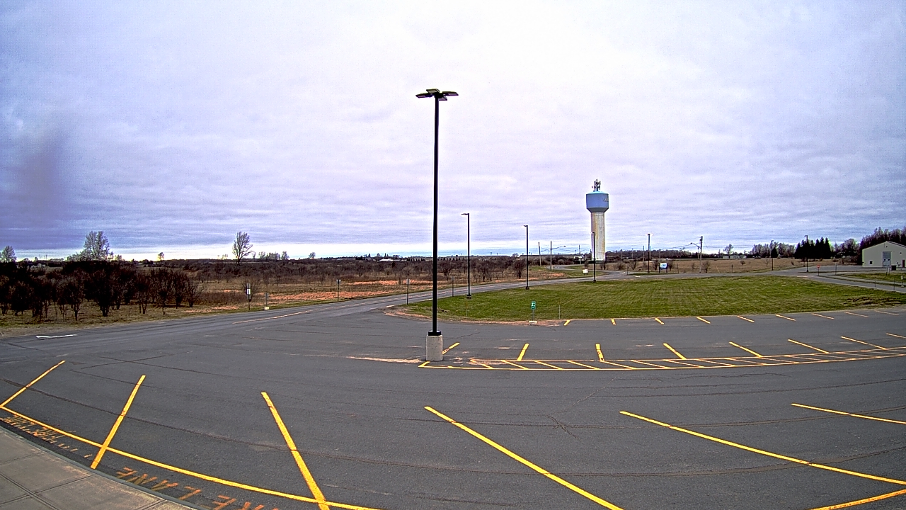 Thumbnail for current weather camera view from Calcium Primary School in Calcium, New York