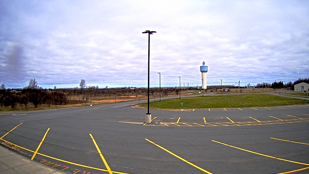 Thumbnail for current weather camera view from Calcium Primary School in Calcium, New York