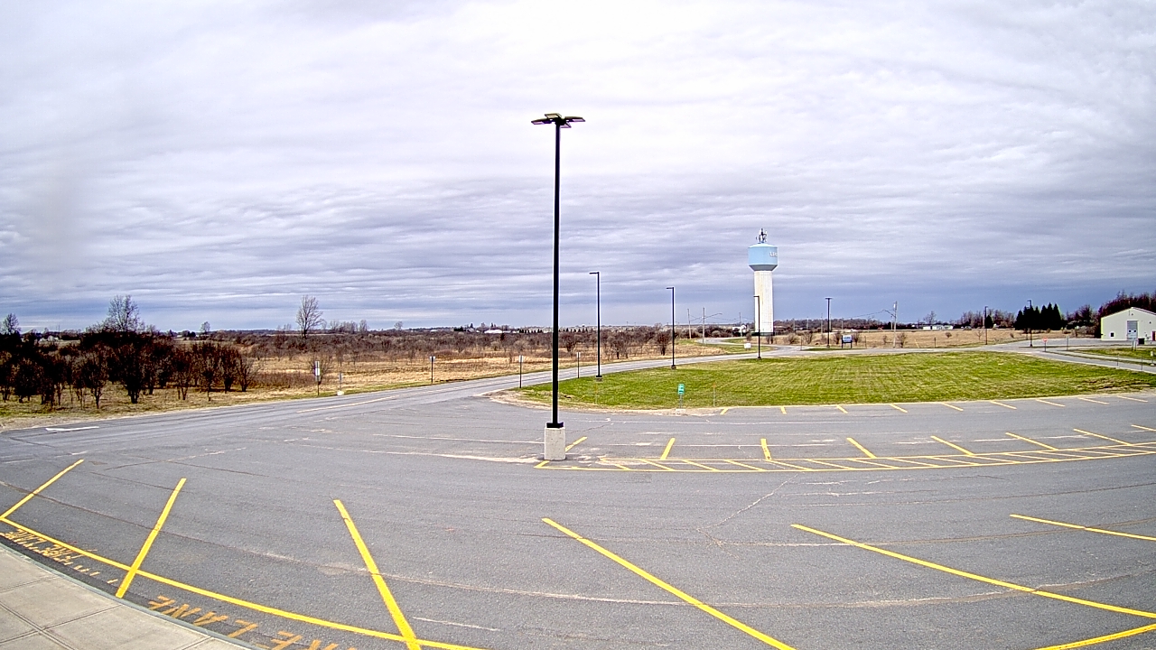 Thumbnail for current weather camera view from Calcium Primary School in Calcium, New York