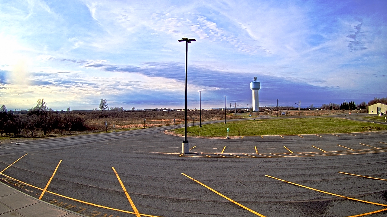 Thumbnail for current weather camera view from Calcium Primary School in Calcium, New York