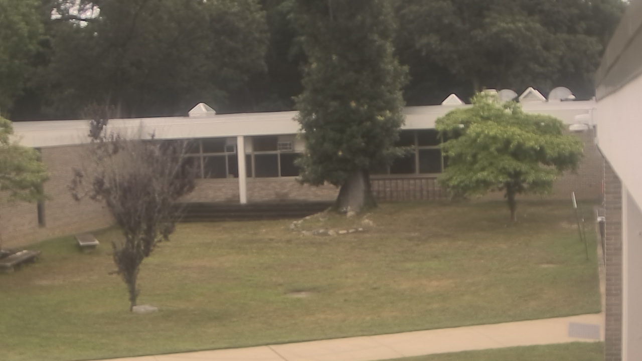 Thumbnail for current weather camera view from Cold Spring Harbor HS in Cold Spring Harbor, New York