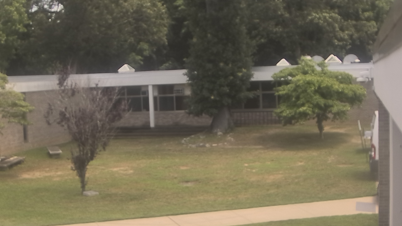 Thumbnail for current weather camera view from Cold Spring Harbor HS in Cold Spring Harbor, New York