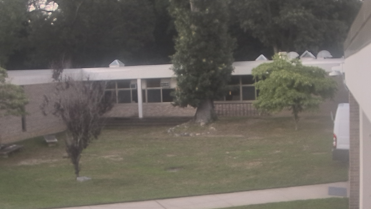 Thumbnail for current weather camera view from Cold Spring Harbor HS in Cold Spring Harbor, New York