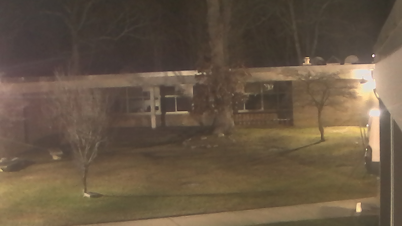 Thumbnail for current weather camera view from Cold Spring Harbor HS in Cold Spring Harbor, New York