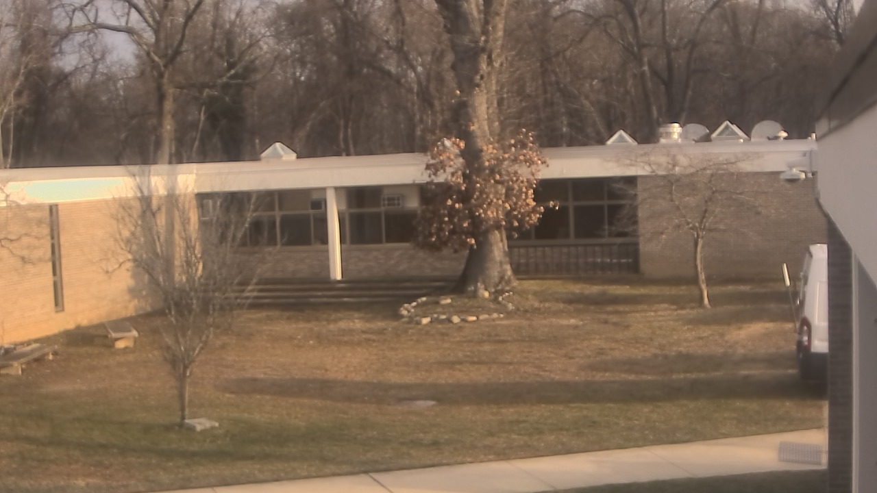 Thumbnail for current weather camera view from Cold Spring Harbor HS in Cold Spring Harbor, New York