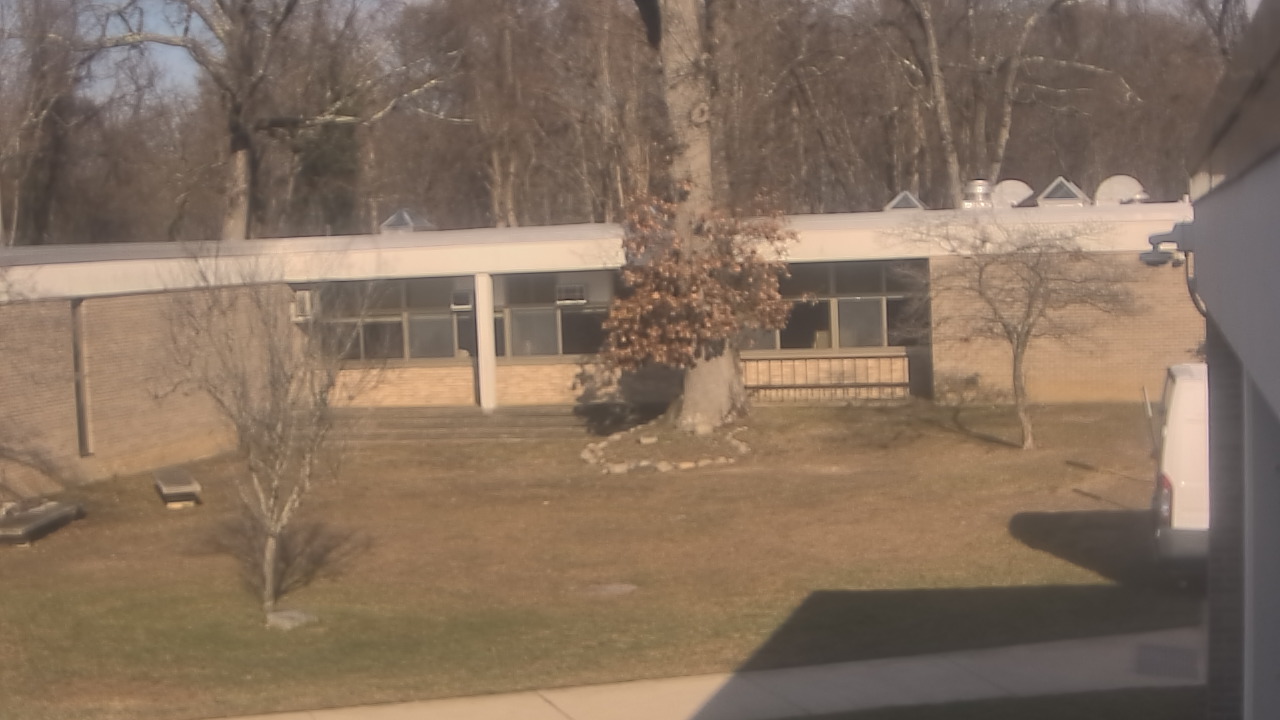 Thumbnail for current weather camera view from Cold Spring Harbor HS in Cold Spring Harbor, New York