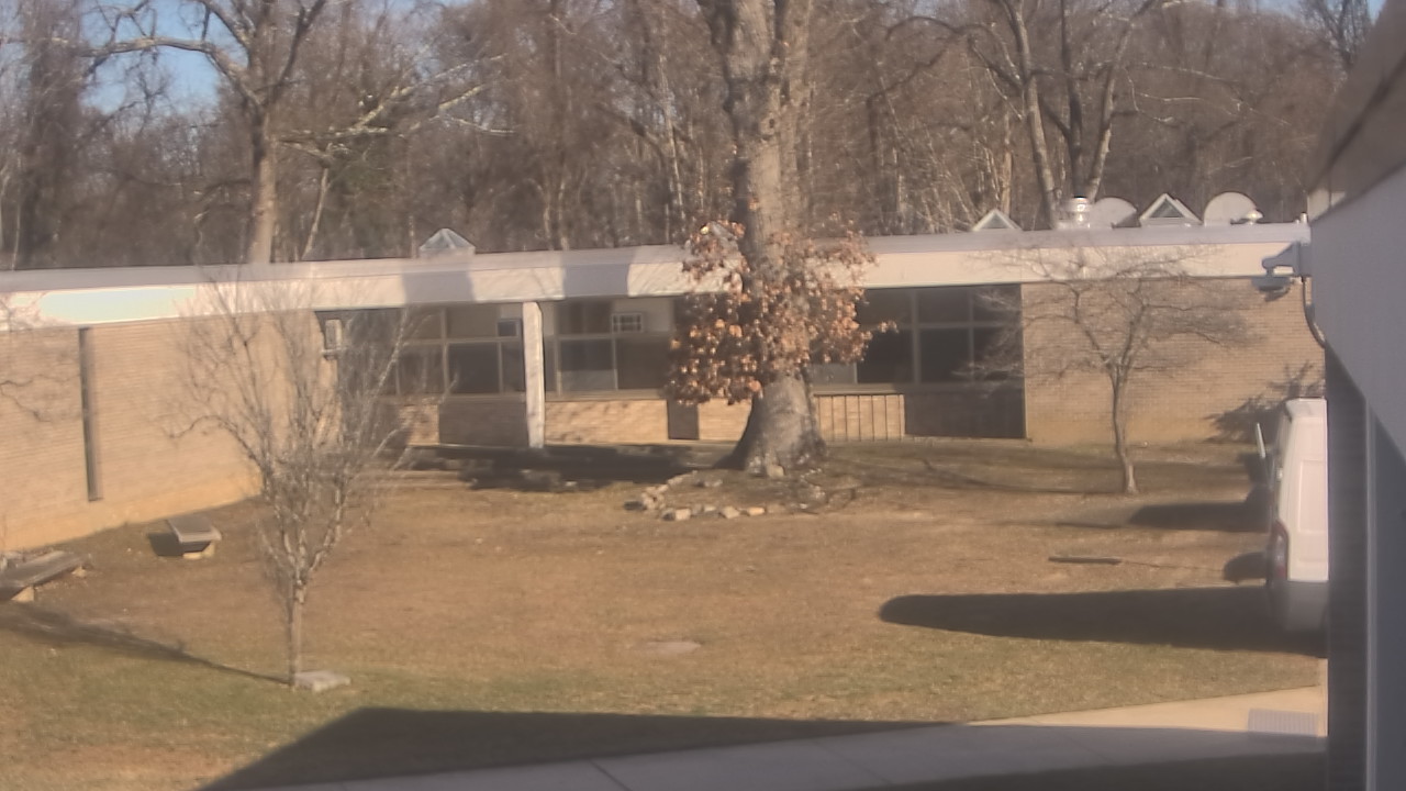 Thumbnail for current weather camera view from Cold Spring Harbor HS in Cold Spring Harbor, New York