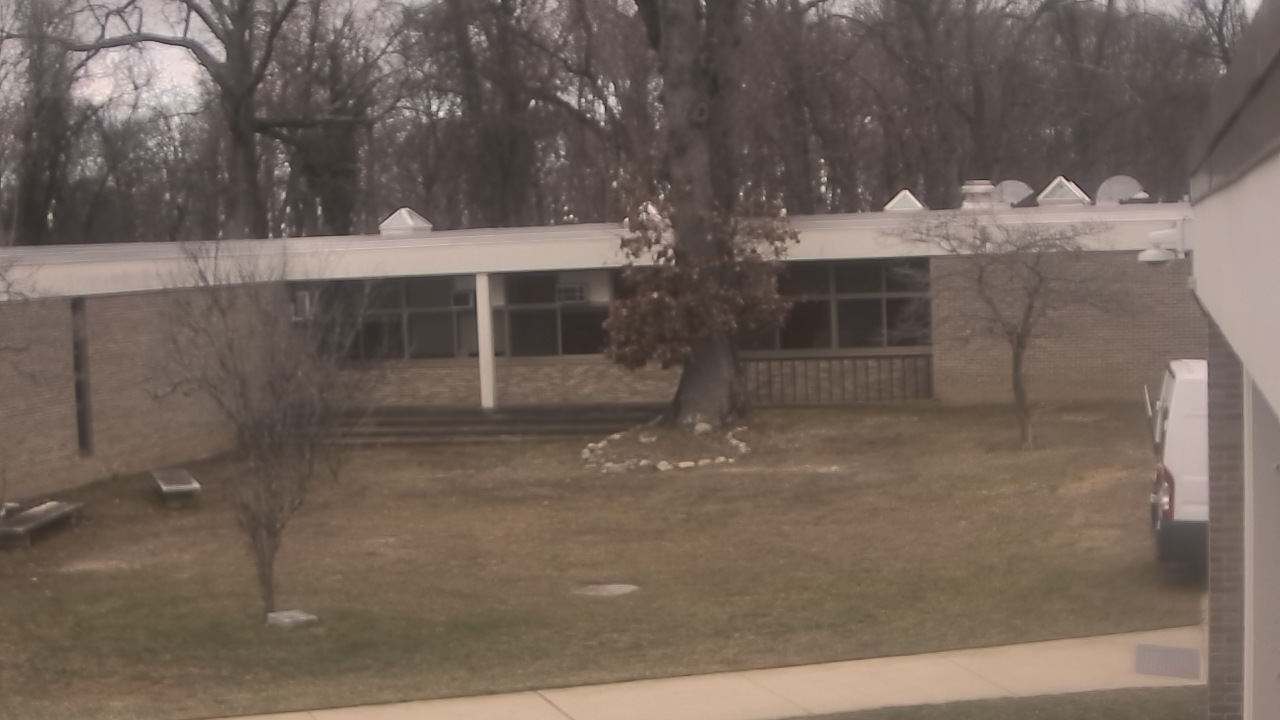 Thumbnail for current weather camera view from Cold Spring Harbor HS in Cold Spring Harbor, New York