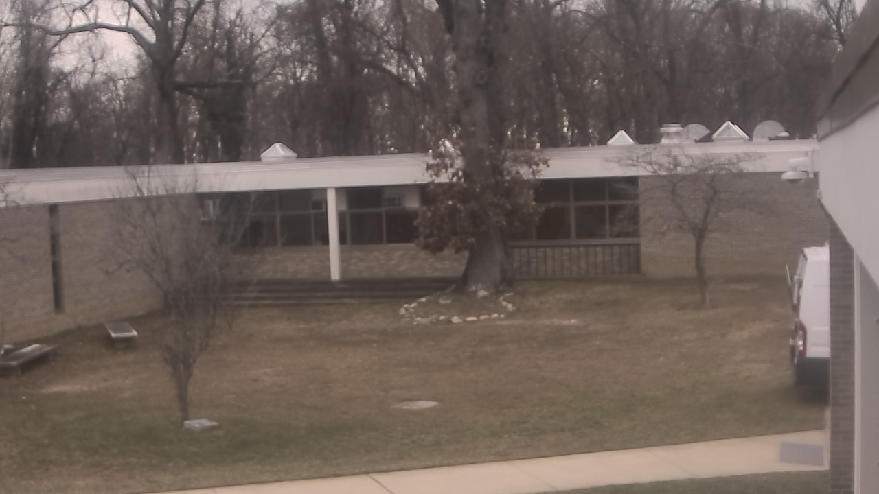 Thumbnail for current weather camera view from Cold Spring Harbor HS in Cold Spring Harbor, New York